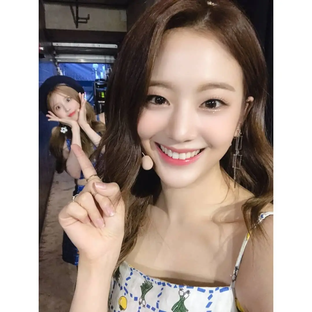 프로미스나인 장규리 & 송하영