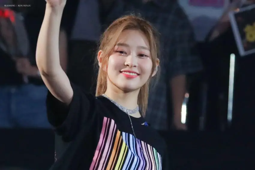 무대위 #아이즈원 #김민주