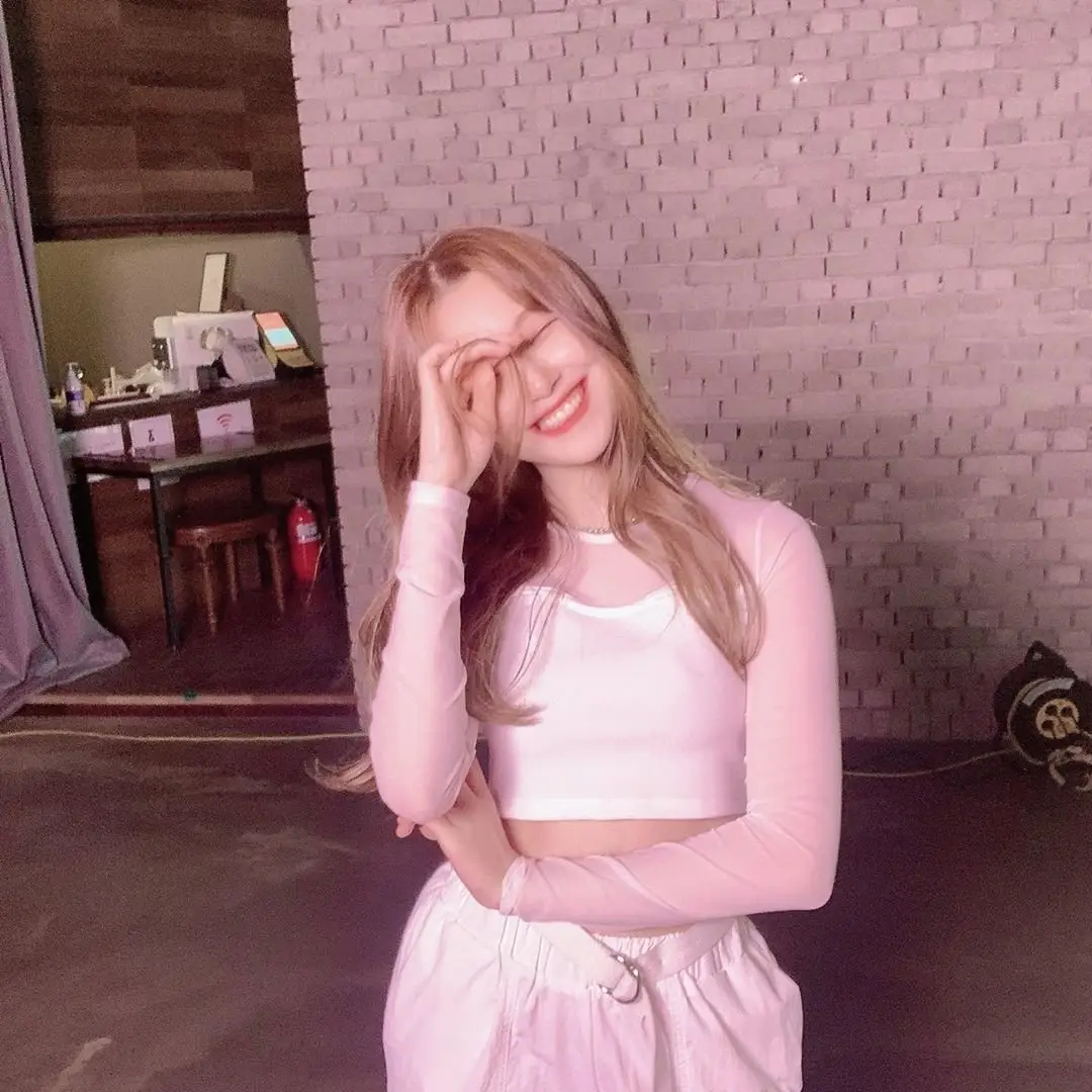 컴백?! #프로미스나인 백지헌 근황