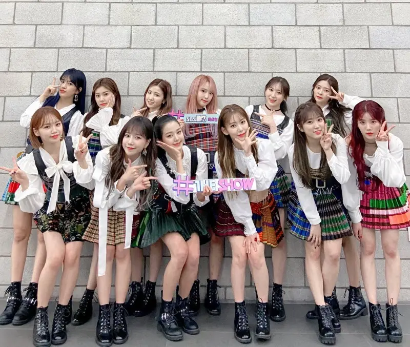 아이즈원, 언택트 팬미팅 개최..