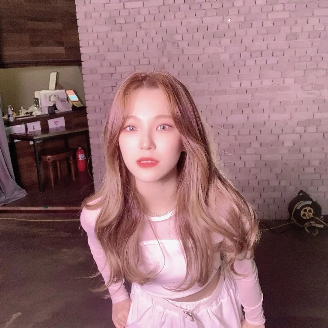 컴백?! #프로미스나인 백지헌 근황