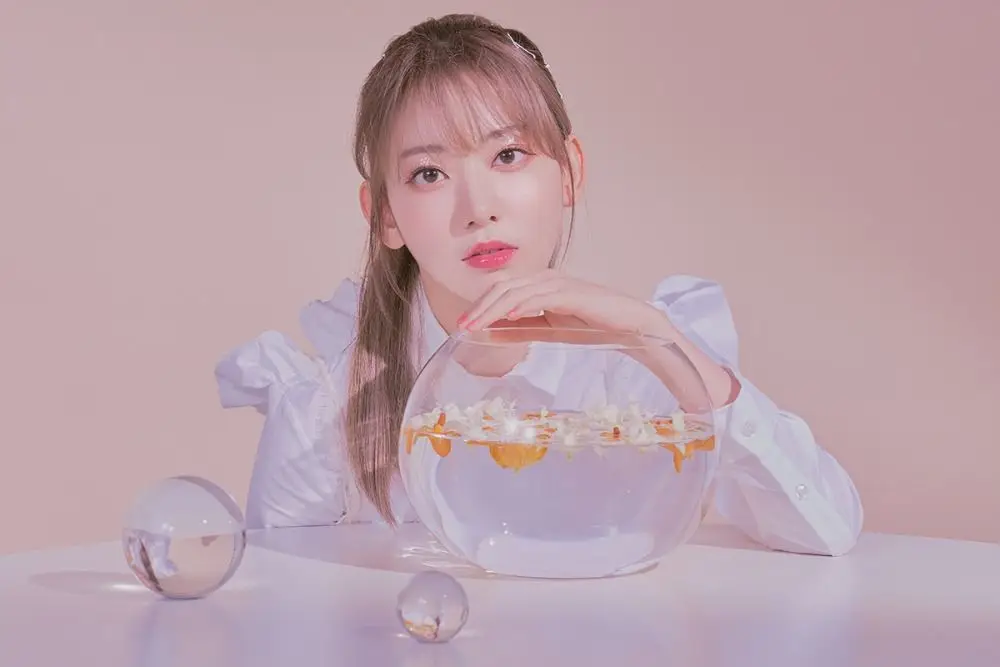 아이즈원 미야와키 사쿠라 MOLAK 화보