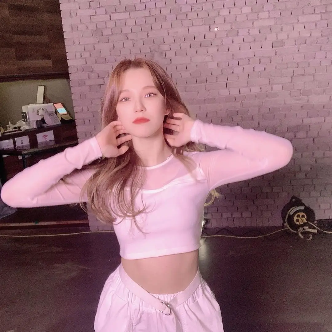 컴백?! #프로미스나인 백지헌 근황