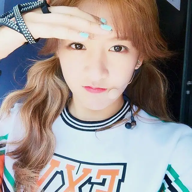 우주소녀 160507 인스타그램.jpg