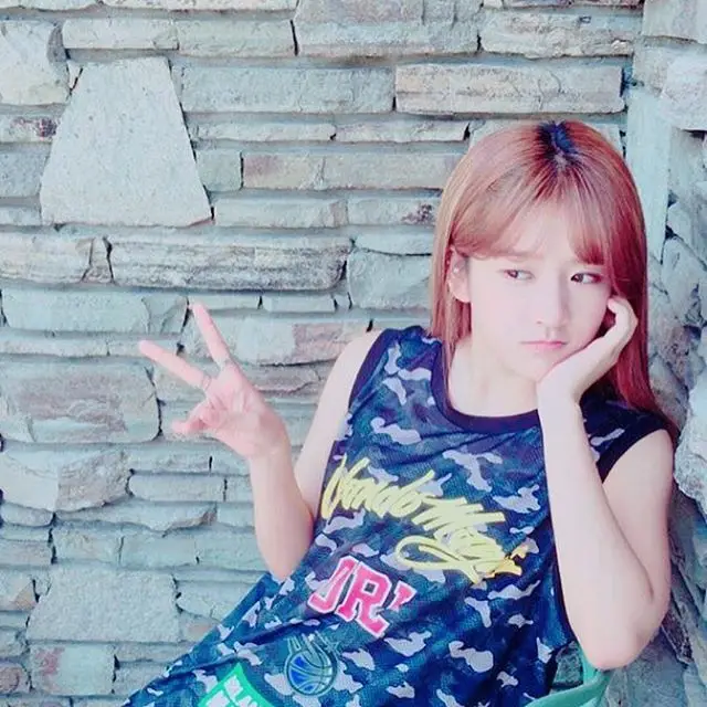 우주소녀 160601 인스타그램.jpg