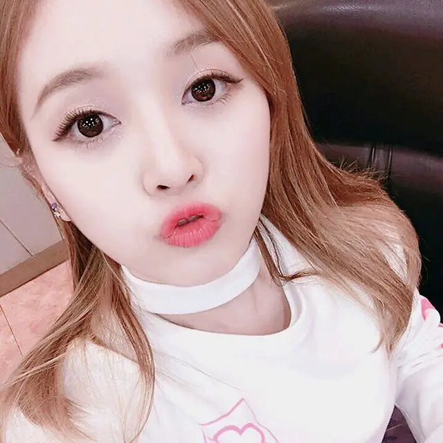 우주소녀 160514 인스타그램.jpg