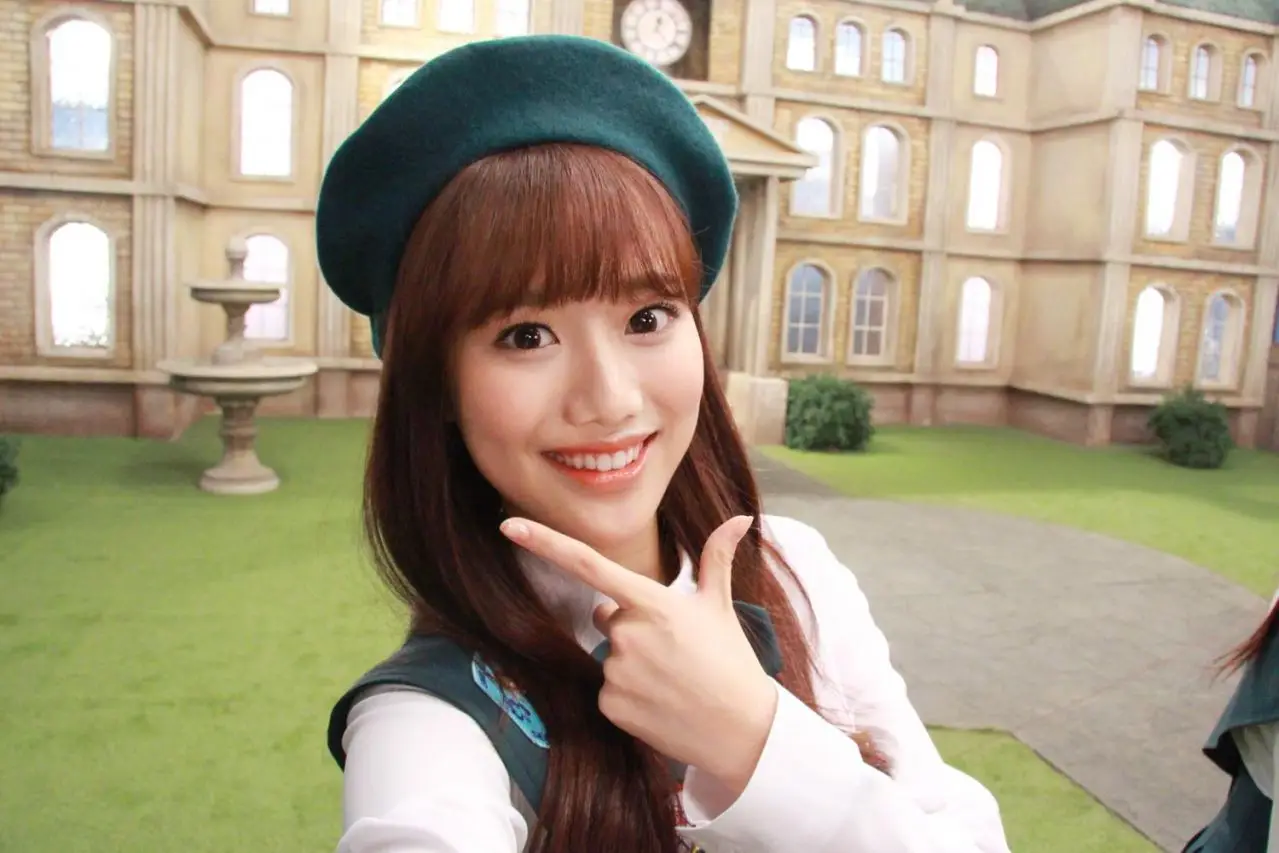 에이프릴 비하인드컷