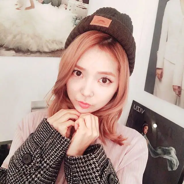 효은(스텔라) 151211 인스타그램 - 스케쥴하나끝내고 잠을못잔 우리멤버들은 쓰러짐