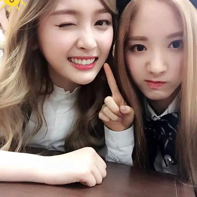 우주소녀 1603009 인스타그램.jpg