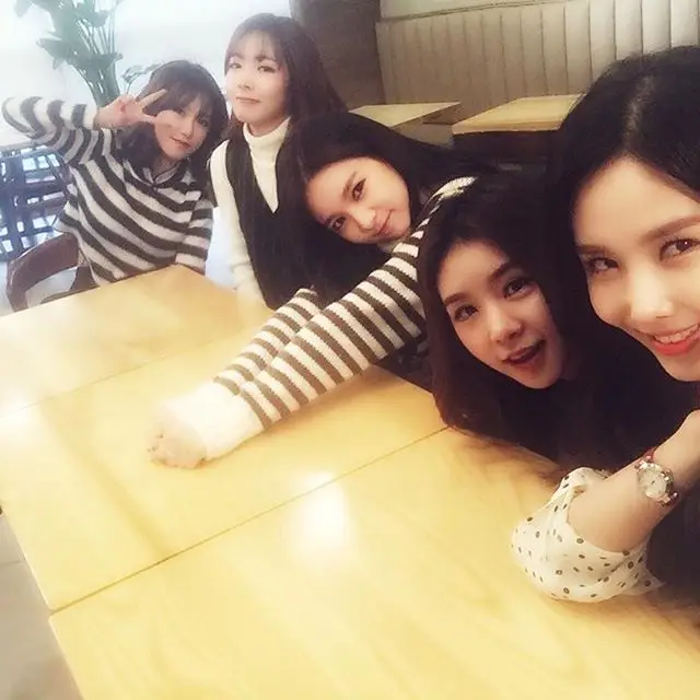 재이(피에스타) 151224 인스타그램 - 크리스마스이브에도 #피에스타