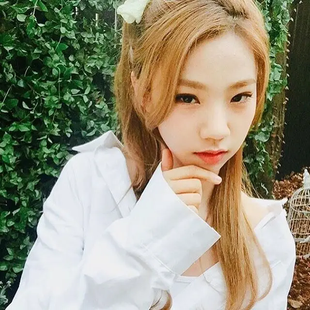 우주소녀 160429 인스타그램.jpg