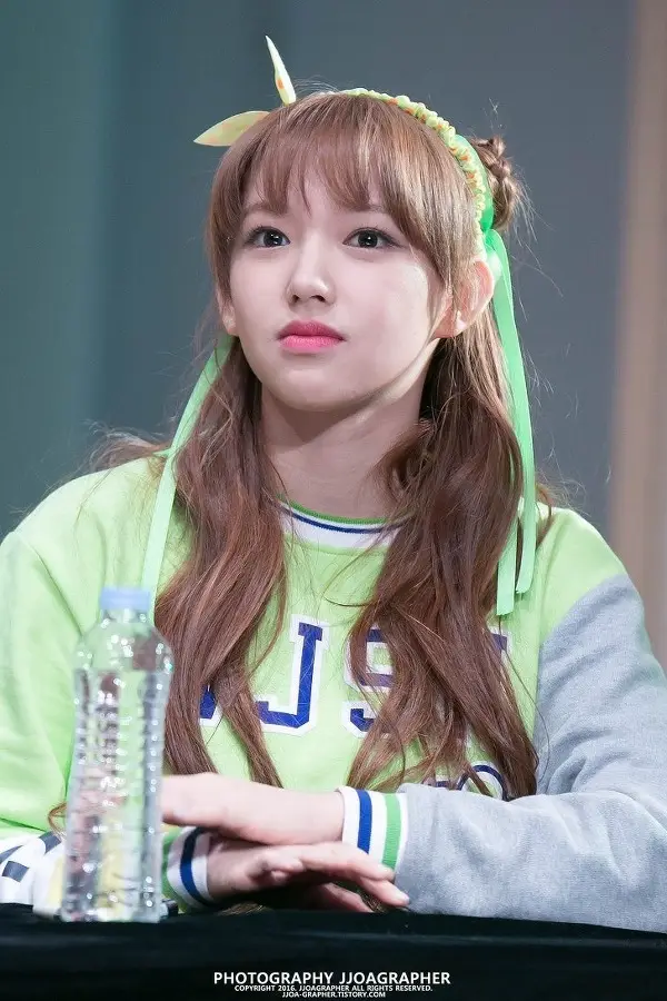매력미 넘치는 우주소녀 성소