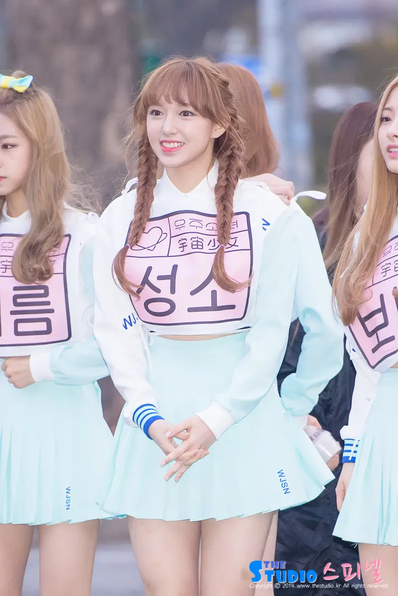 160304 뮤직뱅크 출근길 우주소녀 직찍 by 스피넬