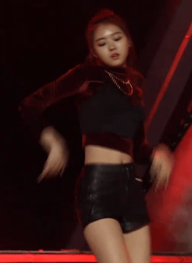 [프로듀스101] 임나영 Say My Name 무대.gif