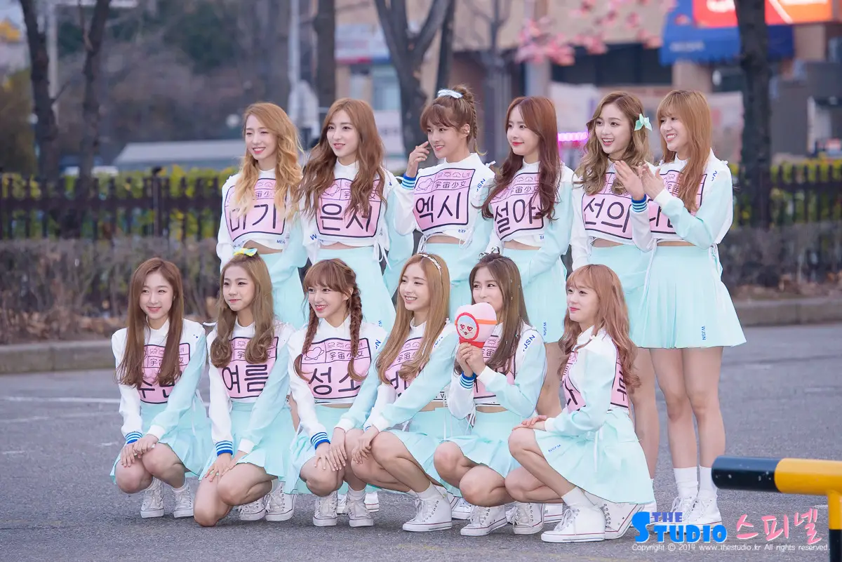 160304 뮤직뱅크 출근길 우주소녀 직찍 by 스피넬