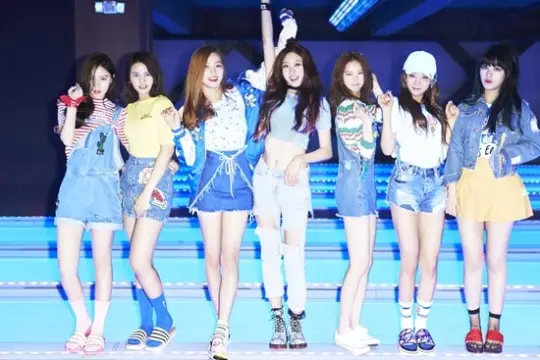 CLC, 음반 초도물량 전량 폐기