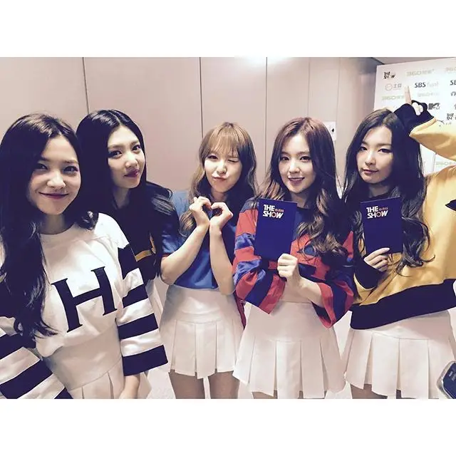 레드벨벳·여자친구, 연말 가요축제 특급 콜라보..'어린신부' 변신