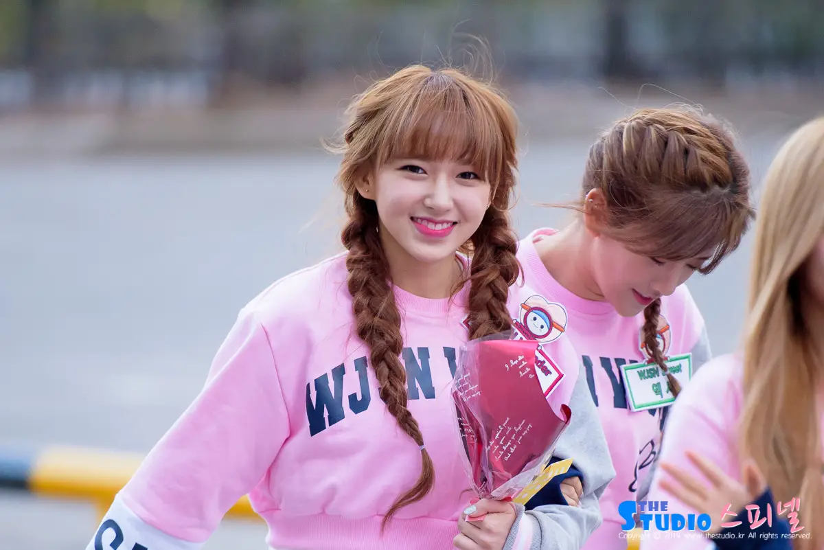 160311 뮤직뱅크 출근길 우주소녀 직찍 by 스피넬
