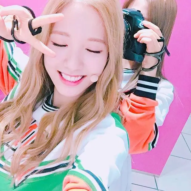 우주소녀 160507 인스타그램.jpg