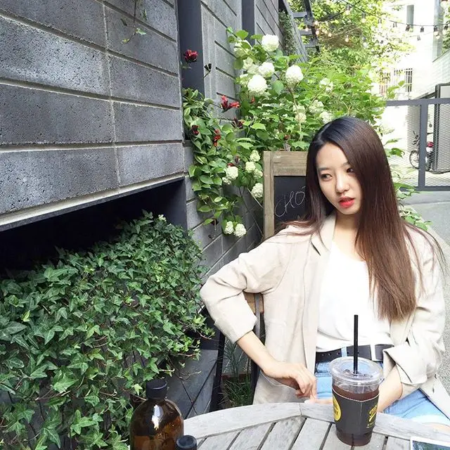 다혜(베스티) 160429 인스타그램 - 날씨가 좋다