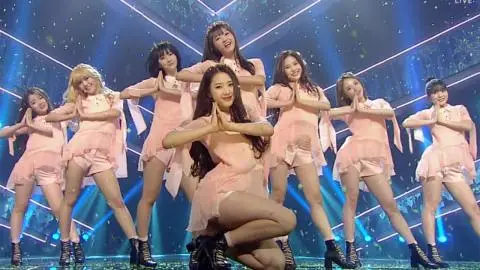160621 OH MY GIRL (오마이걸) - WINDY DAY (윈디 데이) @ 더쇼 The Show Suwon K-Pop Super Concert [1080p]