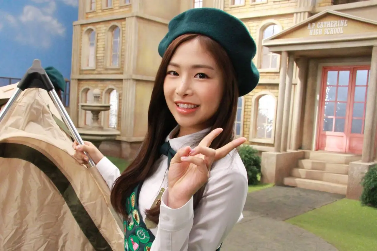 에이프릴 비하인드컷
