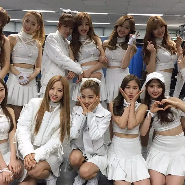 우주소녀 160228 인스타그램.jpg