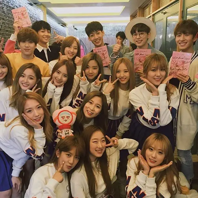우주소녀 160403 인스타그램.jpg