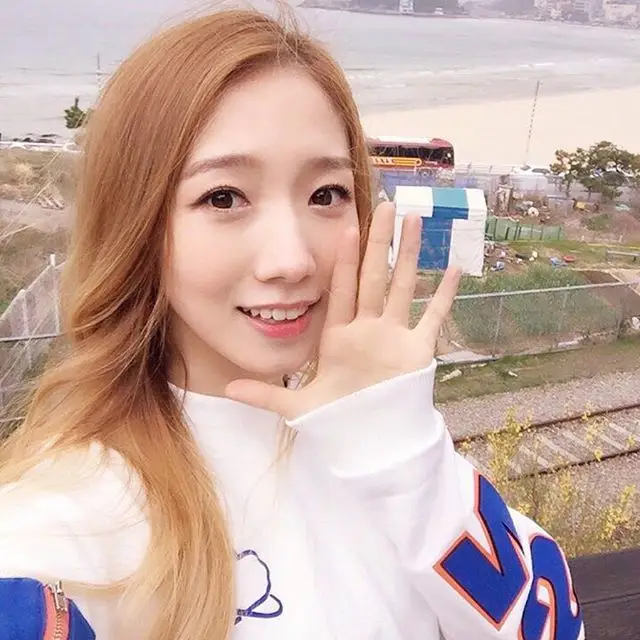 우주소녀 160403 인스타그램.jpg