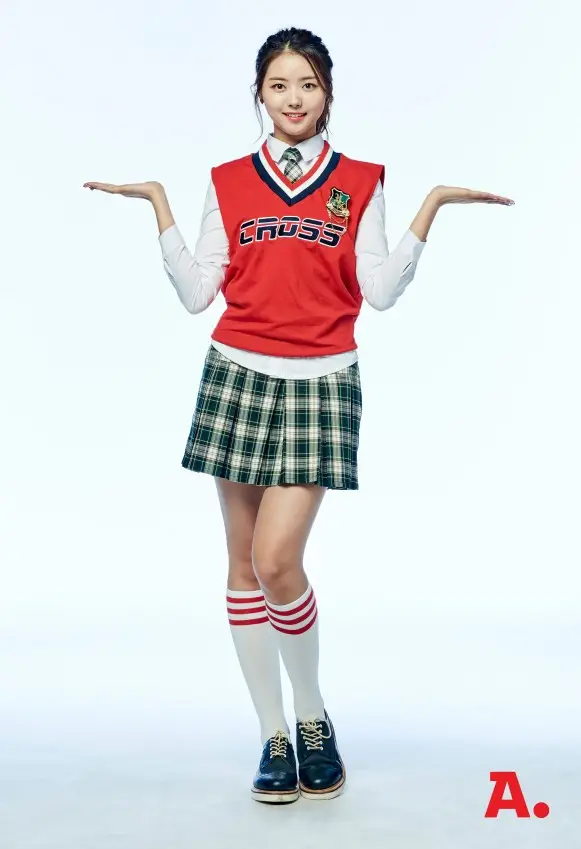 I.O.I (아이오아이) 리더 임나영, 옥션 광고 개인화보.jpg
