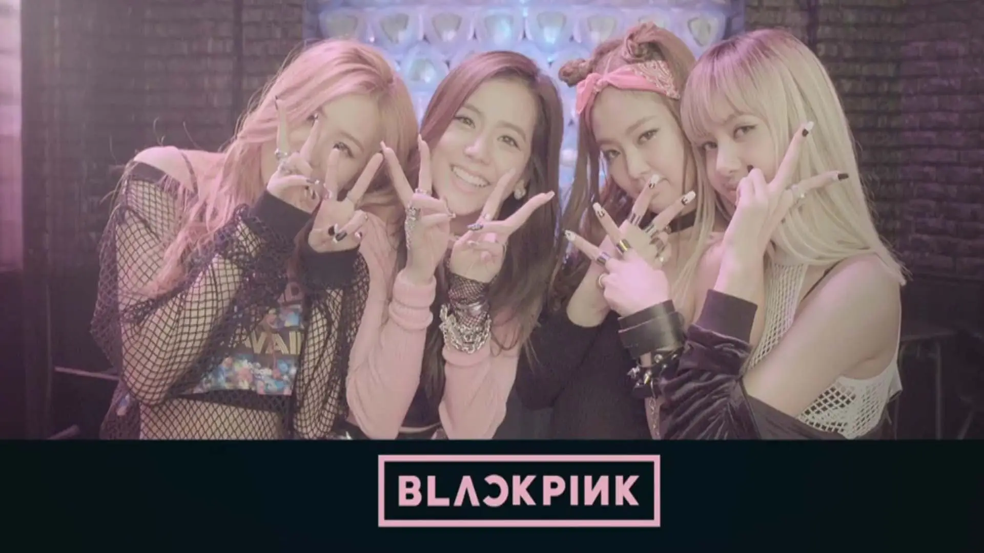 [160814 인기가요] BLACKPINK (블랙핑크) - 붐바야 (BOOMBAYAH)