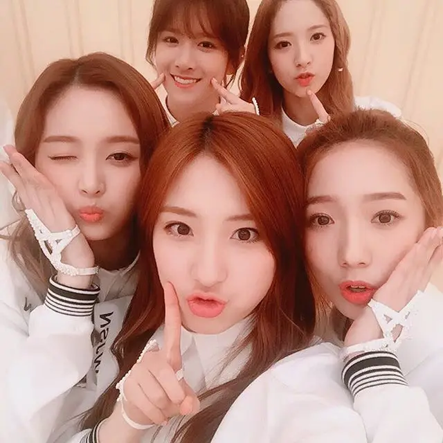 우주소녀 160323 인스타그램.jpg