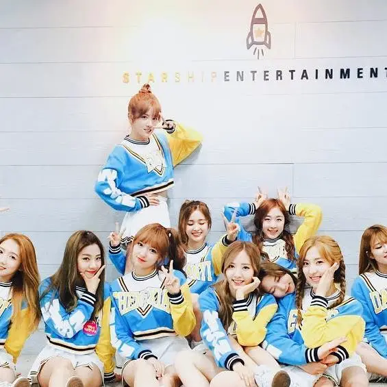 우주소녀 160430 인스타그램.jpg