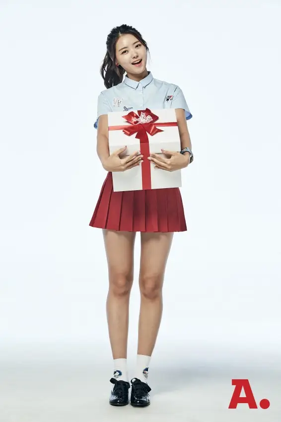 I.O.I (아이오아이) 리더 임나영, 옥션 광고 개인화보.jpg