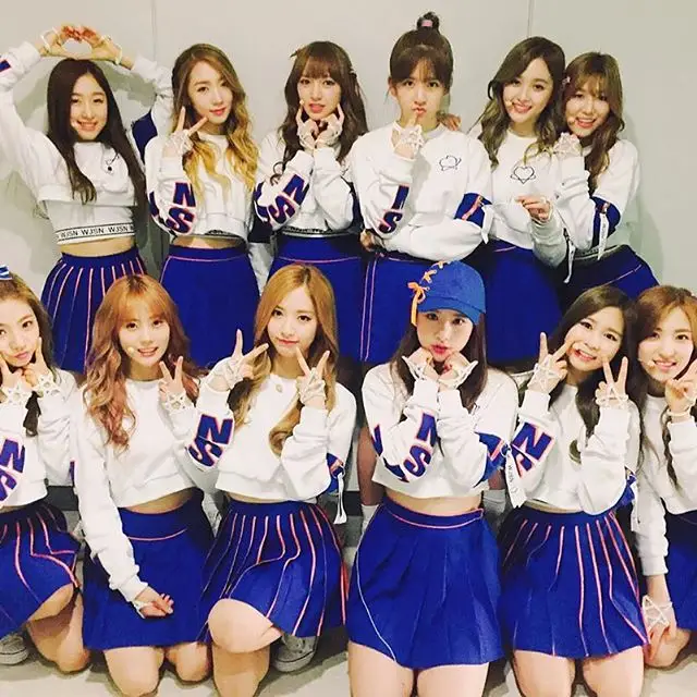 우주소녀 160302 인스타그램 - 여러분 만나기 위해 우주소녀 준비 끝!