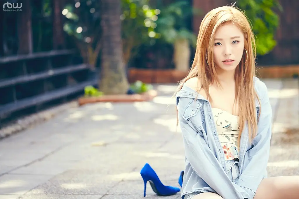 마마무 컴백 티저 사진.jpg