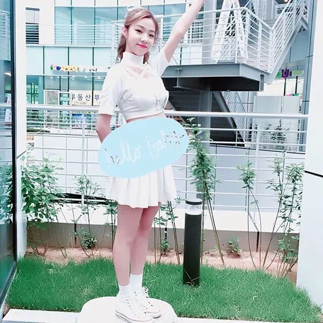 우주소녀 160521 인스타그램 업뎃.jpg