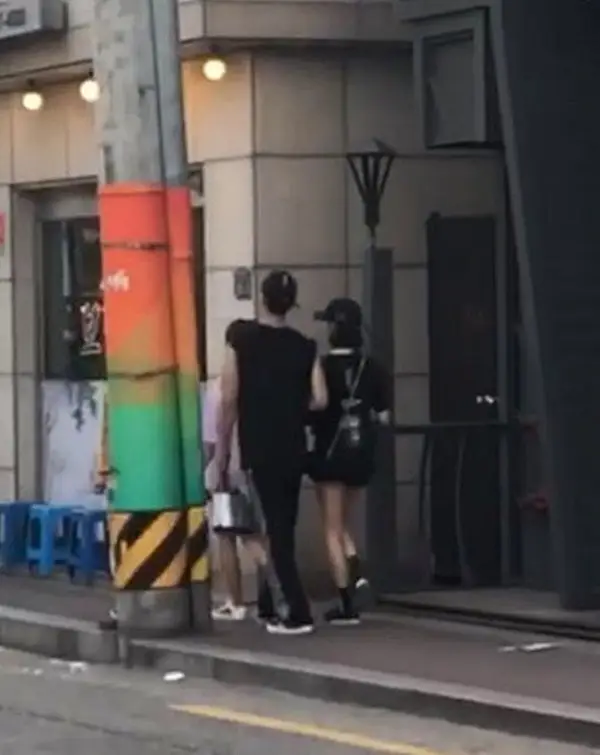 펜타곤 유토, CLC 예은과 데이트 포착