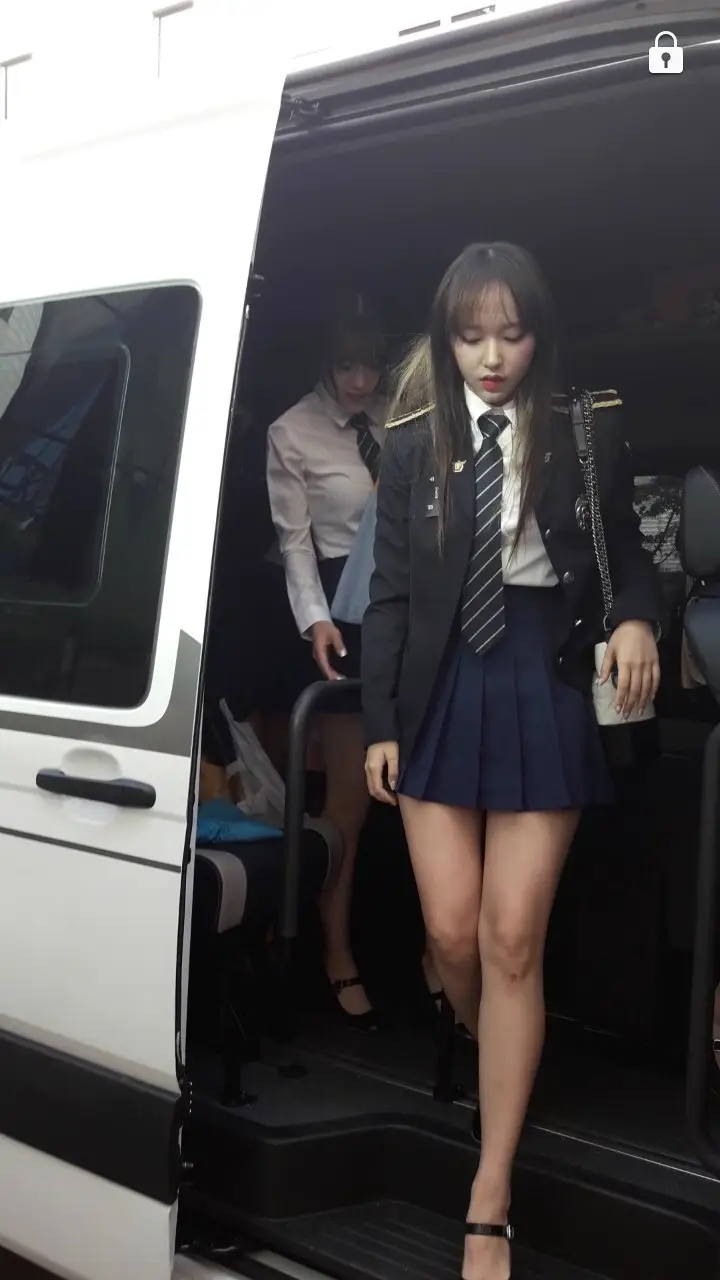 실제로 보면 슬림하다는 성소