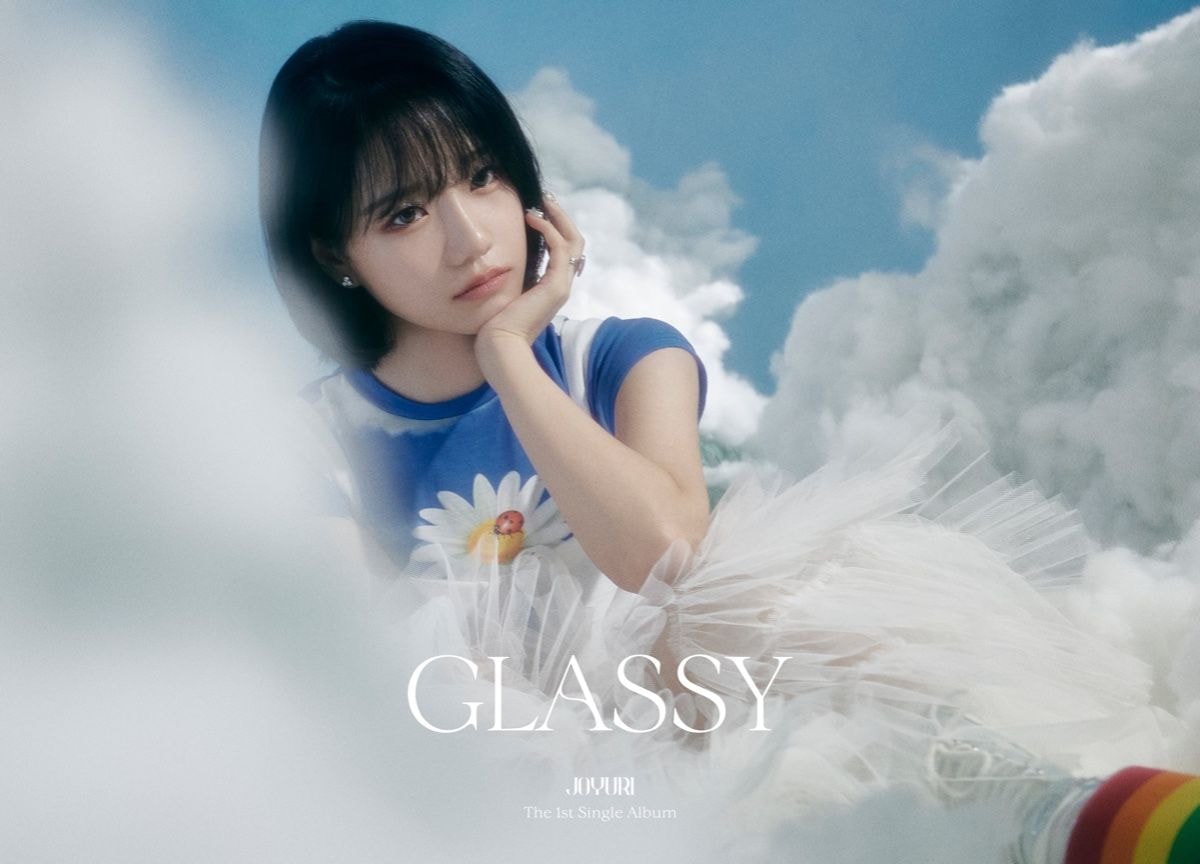 조유리 (JO YURI) | Visual Photo #5 The 1st Single Album 'GLASSY'
