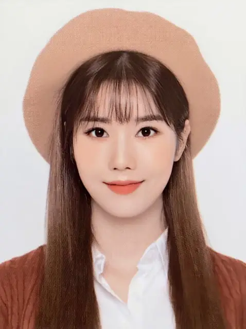 #아이즈원 시즌그리팅 속 증명사진