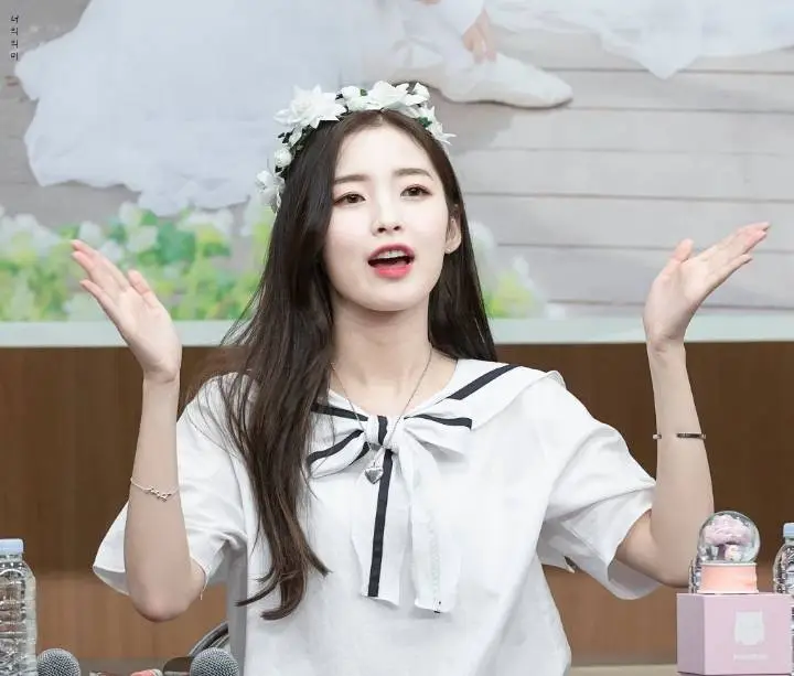 청순 이미지 원탑!! #오마이걸 아린