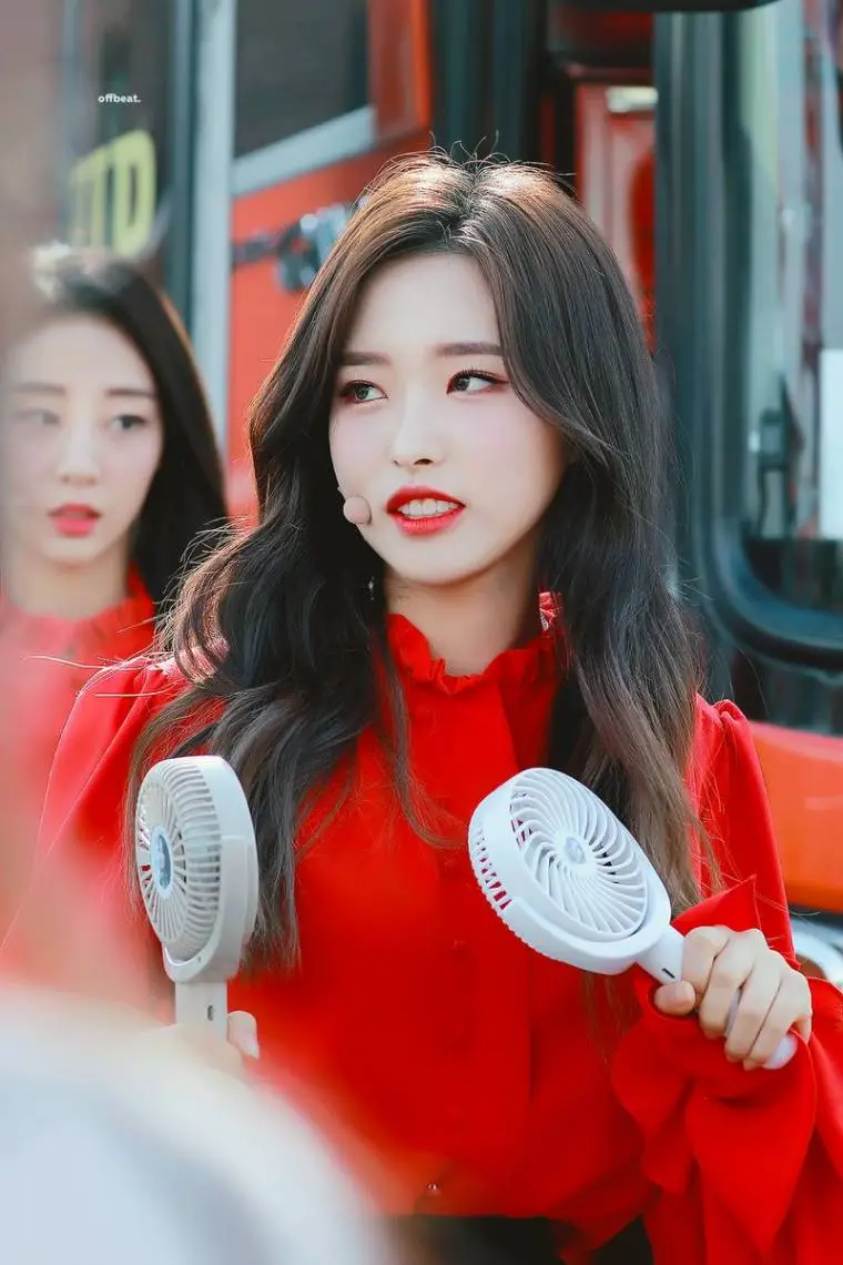 #올리비아혜 #이달의소녀 by offbeat1113