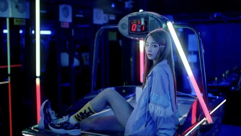 로켓펀치 리더 연희.jpg