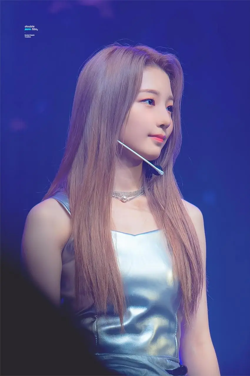 [10p] 로켓펀치 연희.jpg