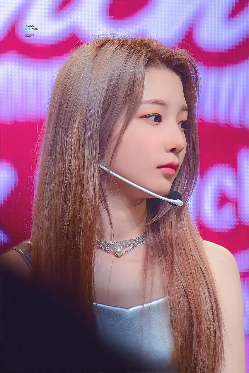 [10p] 로켓펀치 연희.jpg