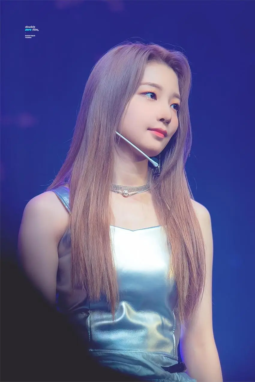 [10p] 로켓펀치 연희.jpg