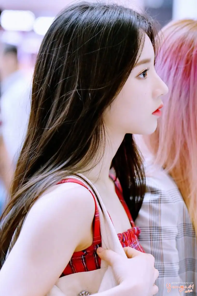 190815 #희진 #HeeJin #LOONA #이달의소녀 인천공항 출국 by yaonge41