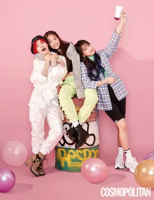 공원소녀 코스모폴리탄 화보