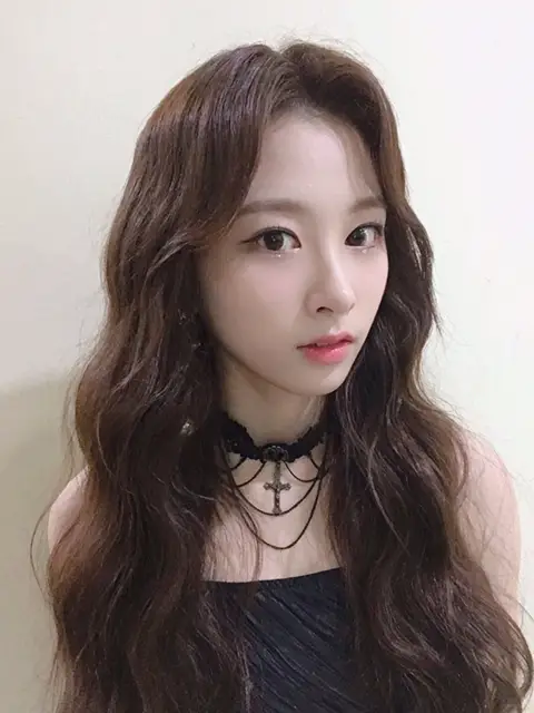 로켓펀치 서윤경.twitter